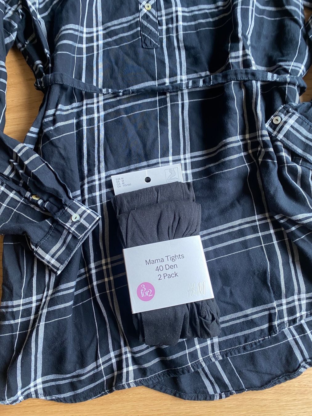 H&M Lotti di vestiti: Schwangerschaftsbluse M mit 2 Strumpfhosen – Nuovo (secondo la descrizione) da Schaffhausen venduto da lauralala123 4