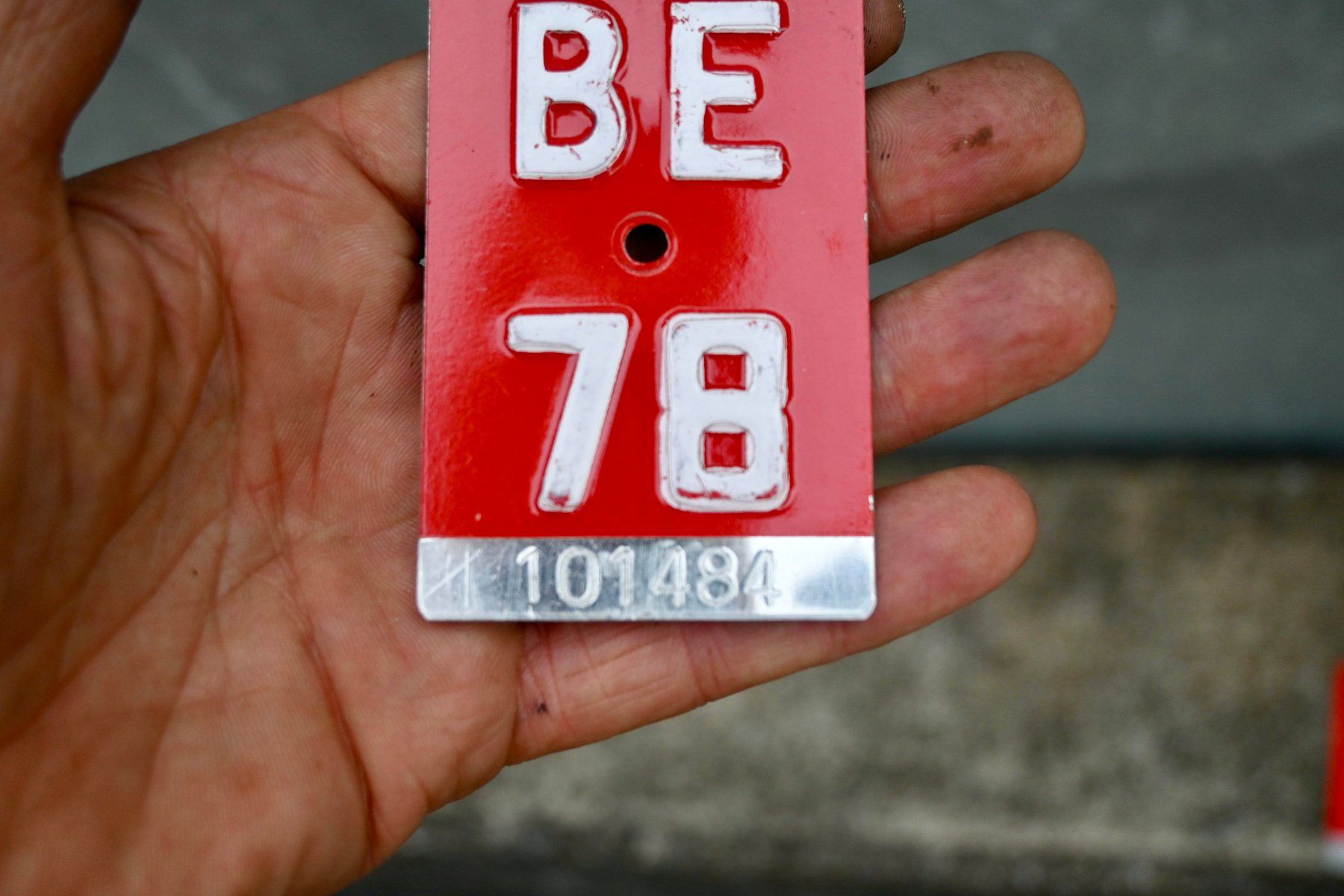 Insegne: Velonummer BE 78 von 1978 – Usato da Pfaffhausen venduto da mono_rec 4
