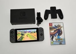 Nintendo Switch Console + Pokémon Spada | Ottime condizioni