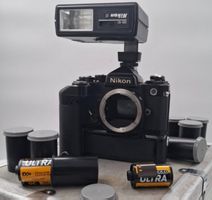 🌟 Set Vintage Nikon FE Black – Look Iconique & Accessoires