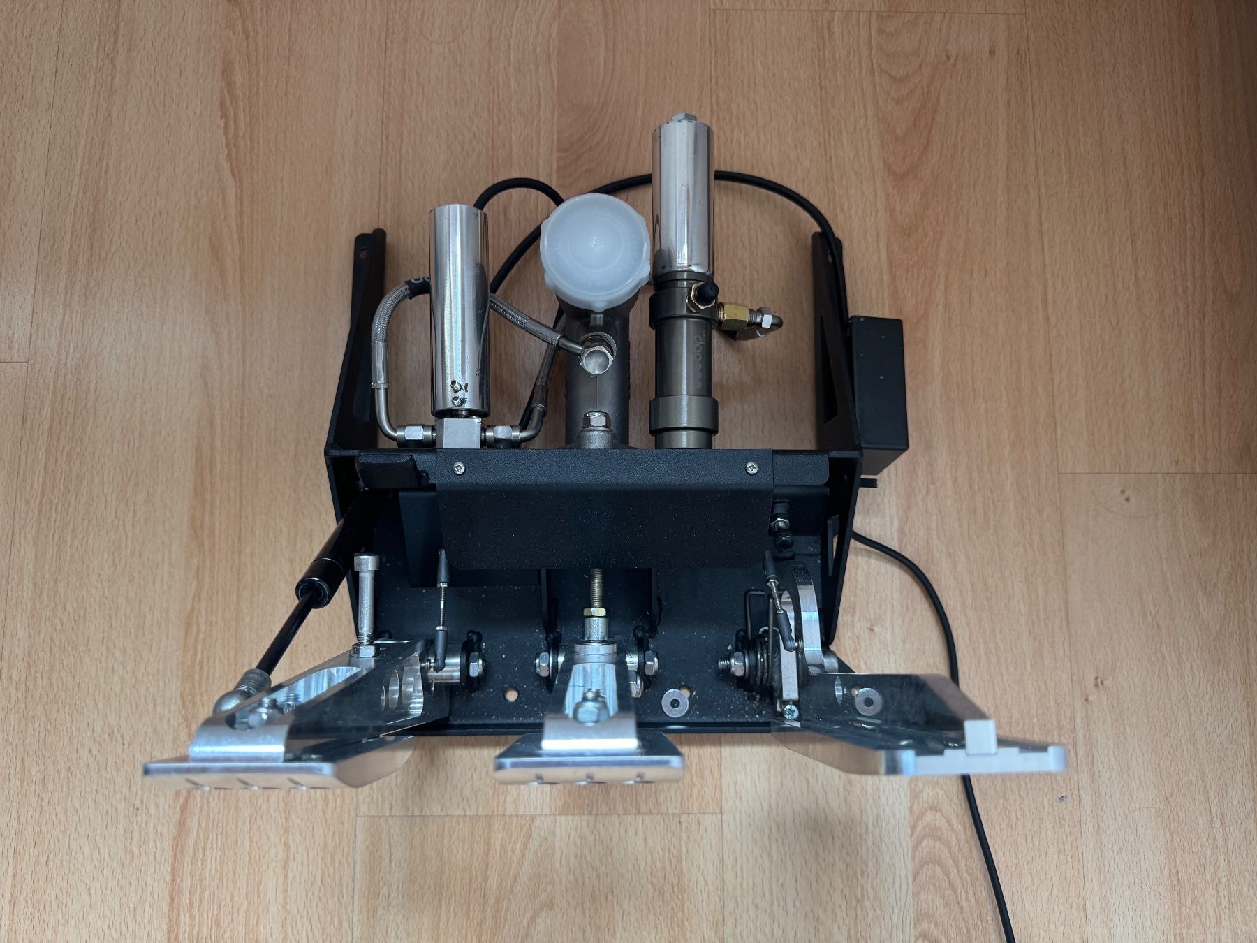 Sistema di controllo: OBP Esport V2 hydraulic pedals simracing - Broken – Difettoso da Oron-le-Châtel venduto da Anthox 1