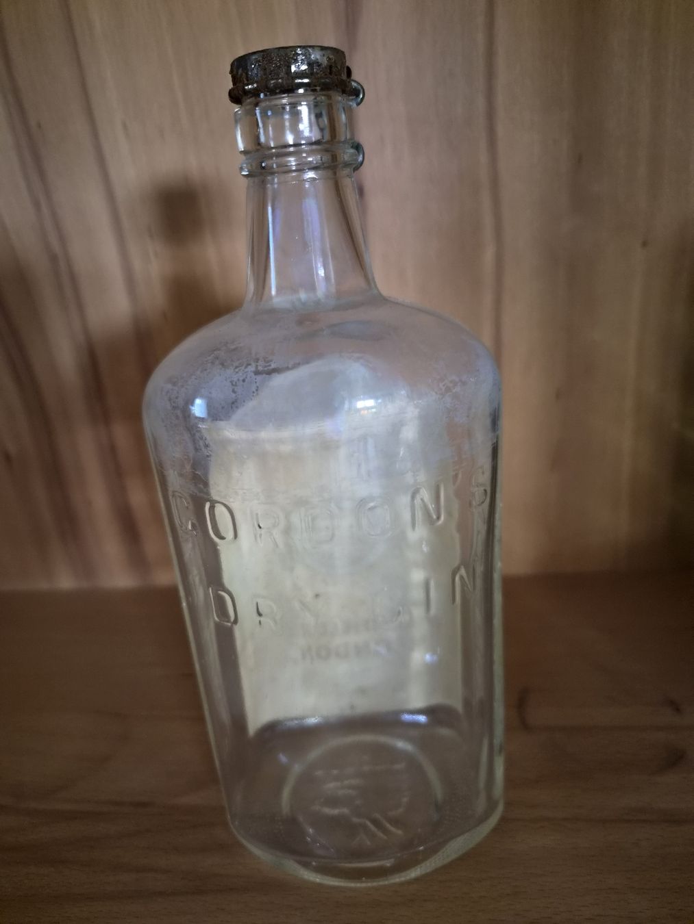 Bouteilles: Alte Ginflasche – D'occasion à Glattfelden par nic_kz6f 1