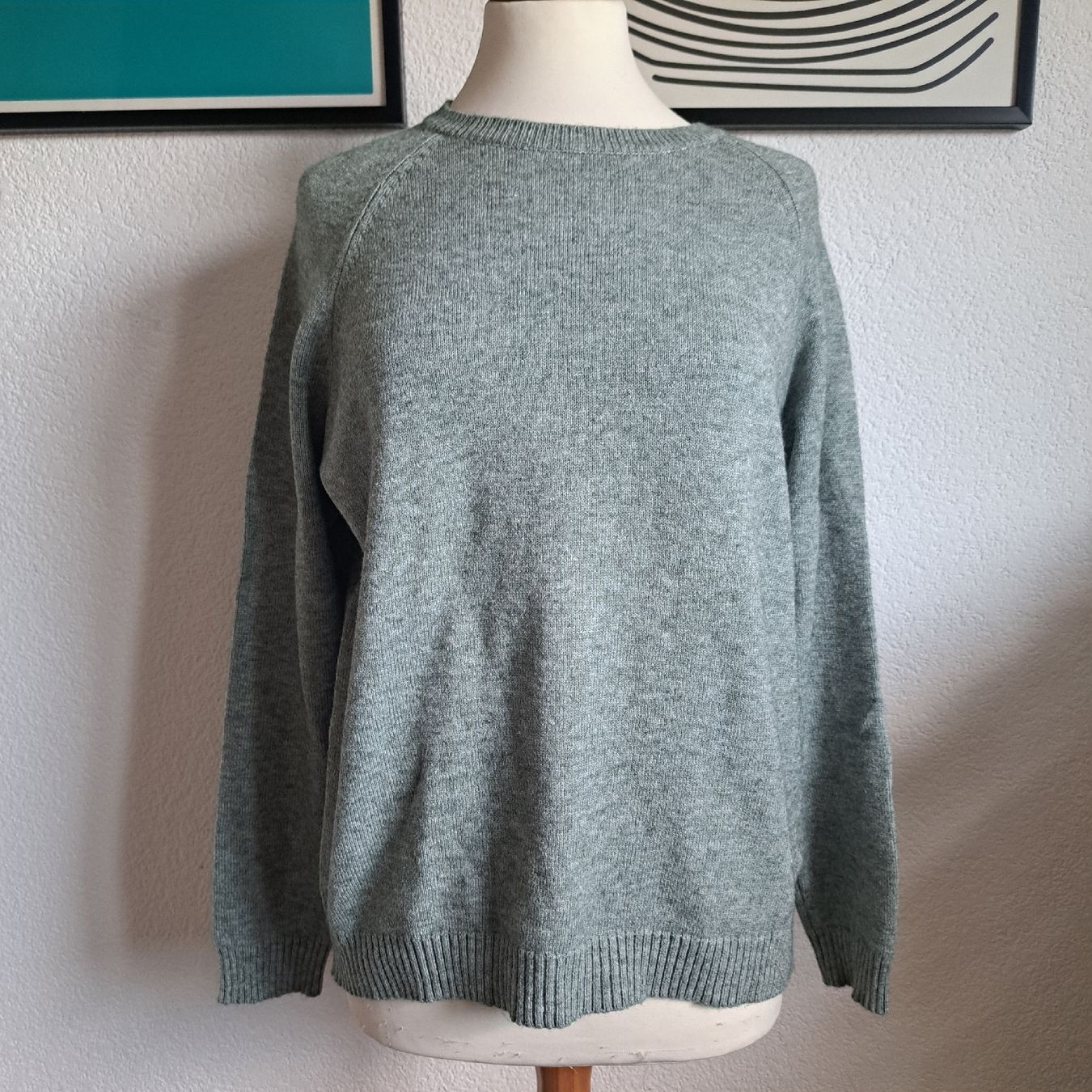 Pullover & Sweatshirts: Pullover Chicoorée grüngrau Grösse M – Gebraucht aus Kriegstetten von Jakasi