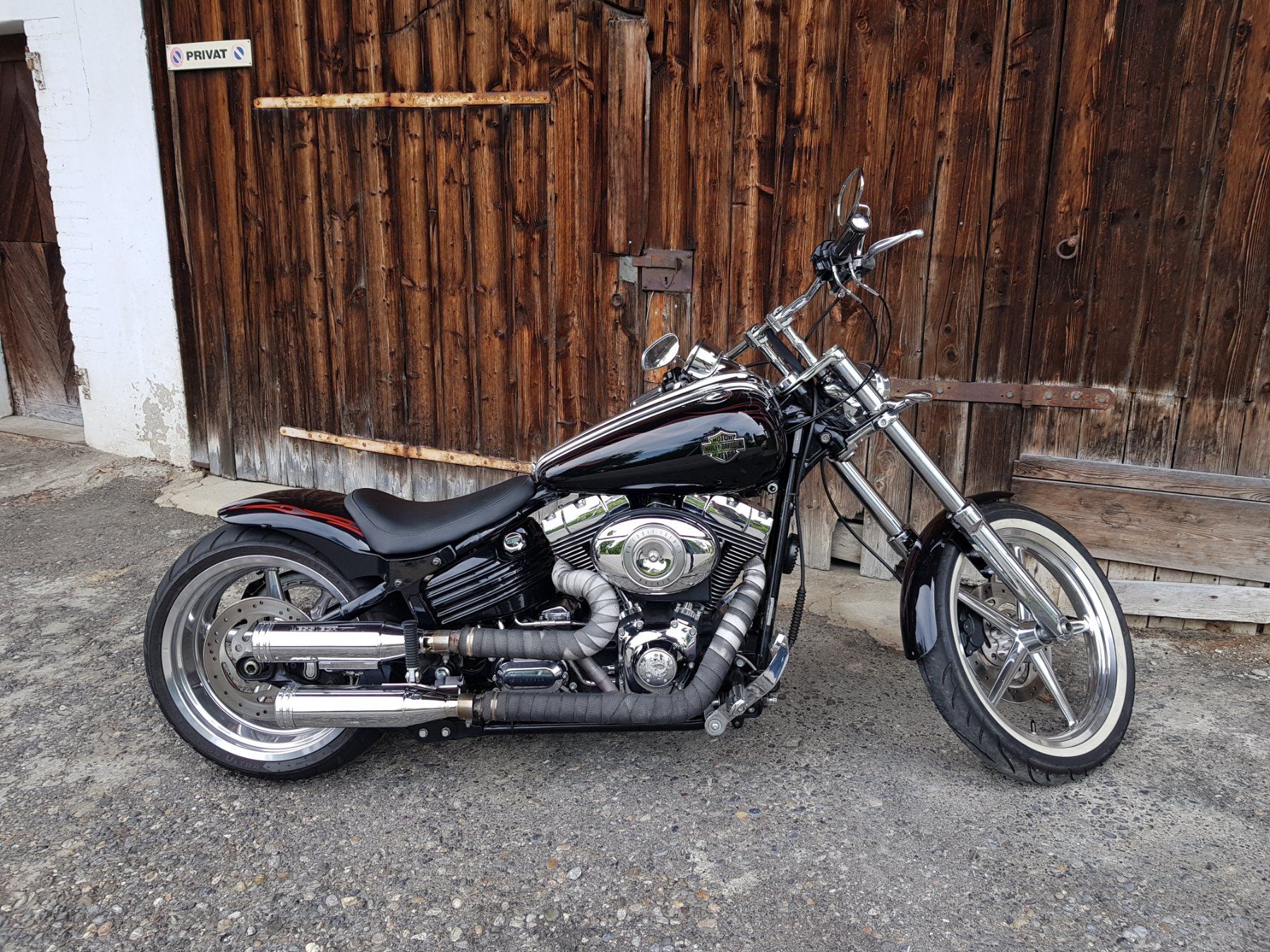 Harley-Davidson Chopper: Harley Davidson Rocker C / FXCWC – Usato da Hedingen venduto da hus_gth9