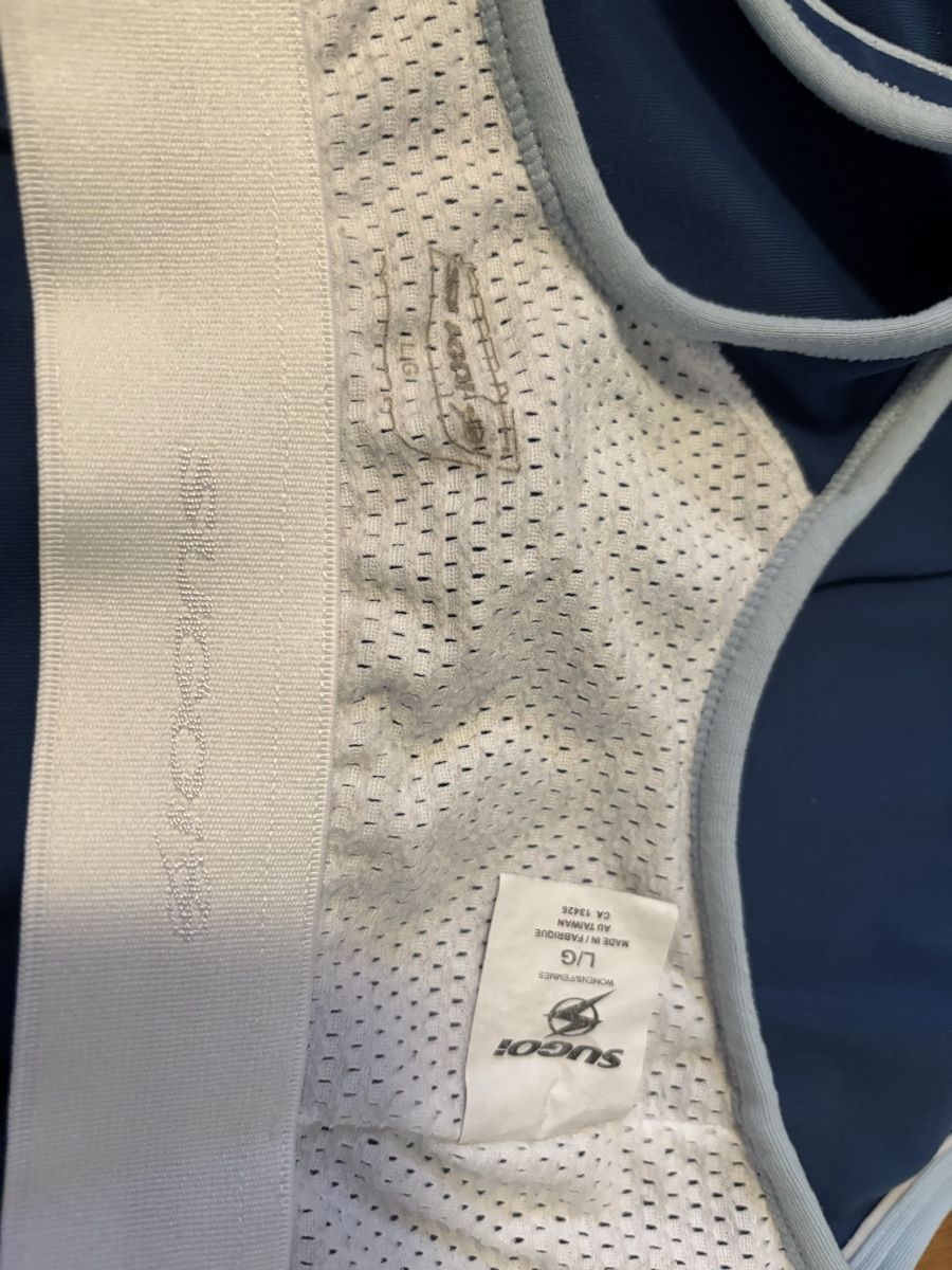Tops: SUGOI Velo Top – D'occasion à Würenlos par Ashley24 3