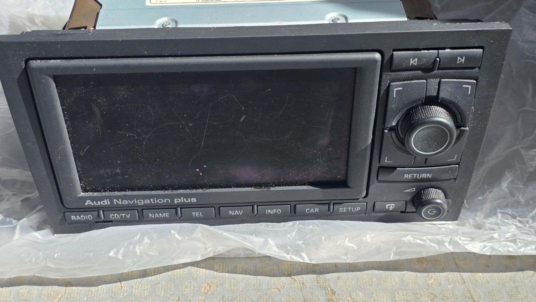 Radio: Audi RNS-E Plus 6,5 Zoll – Usato da Buchs SG venduto da nefi022 1