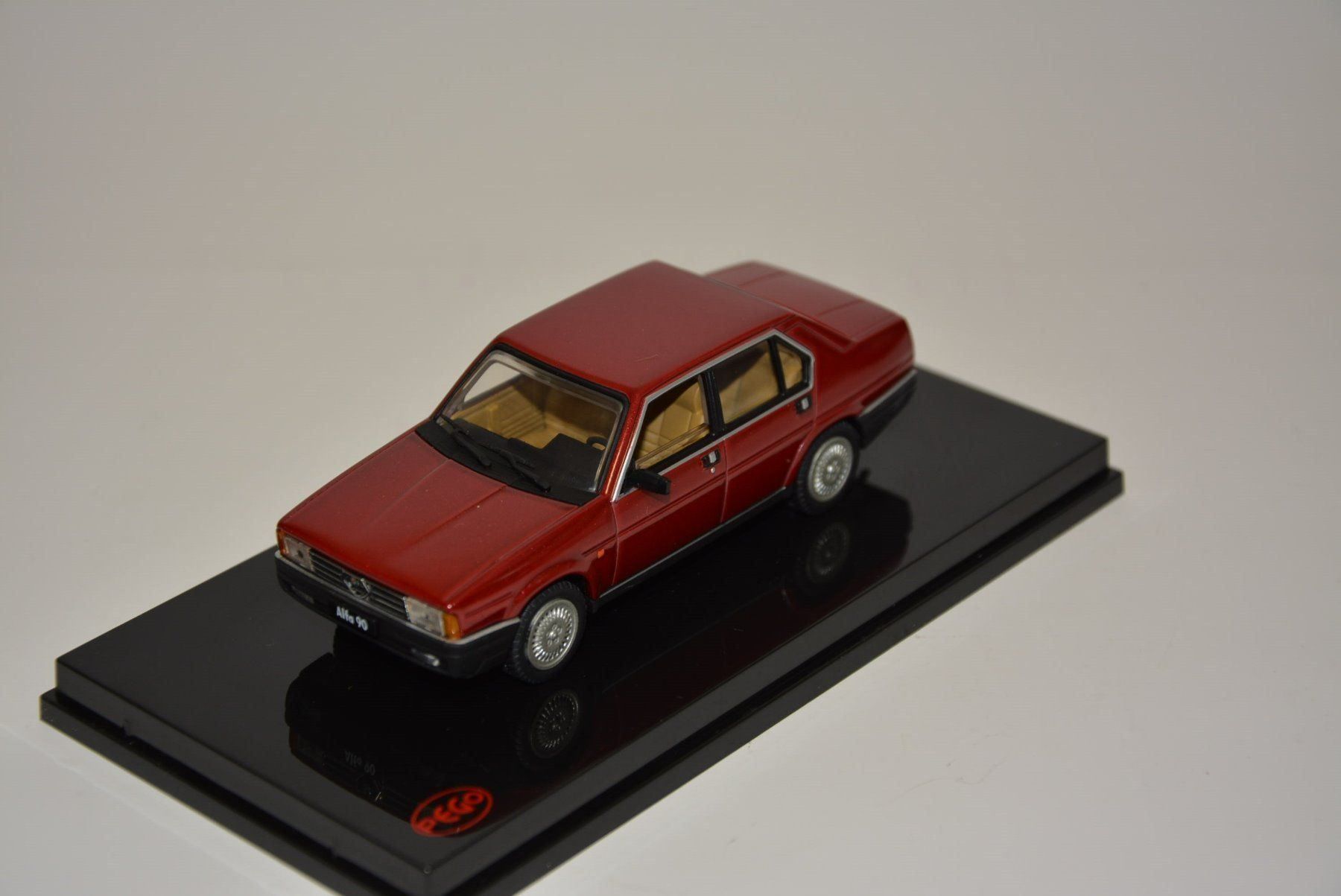Alfa Romeo Modellini d'auto: Alfa Romeo 90 Super ,  PEGO , 1:43 – Nuovo e nell'imballaggio originale da Goldach venduto da Feivel9 2