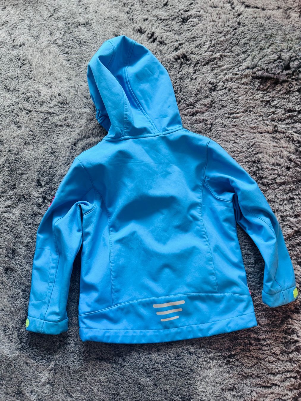 Trollkids Jacken: Trollkids Softshelljacke Windprotect schwarz blau 110 – Gebraucht aus Wetzikon ZH von man_2stz 3