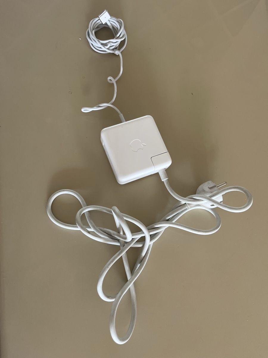 Apple Caricabatterie: MagSafe 2 – Nuovo (secondo la descrizione) da Lugano venduto da zdk_b7fx