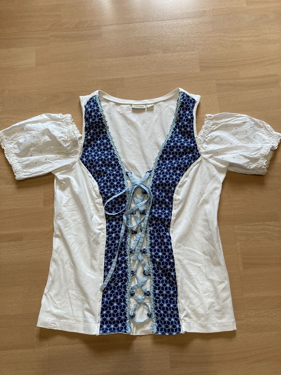 Camicette: Trachtenbluse von Esmara Gr.42 – Usato da Mülenen venduto da Rapunzel99