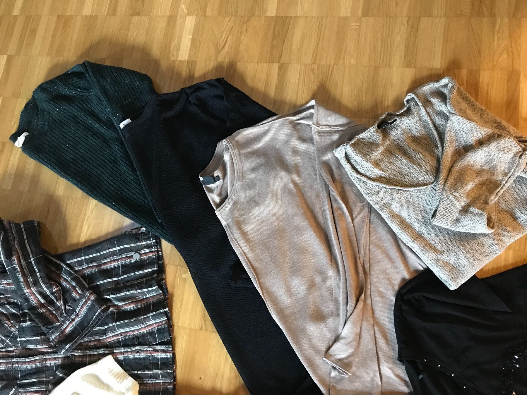 Lots de vêtements: 8tlges Kleiderpaket – D'occasion à St. Margrethen SG par kellenbh 2