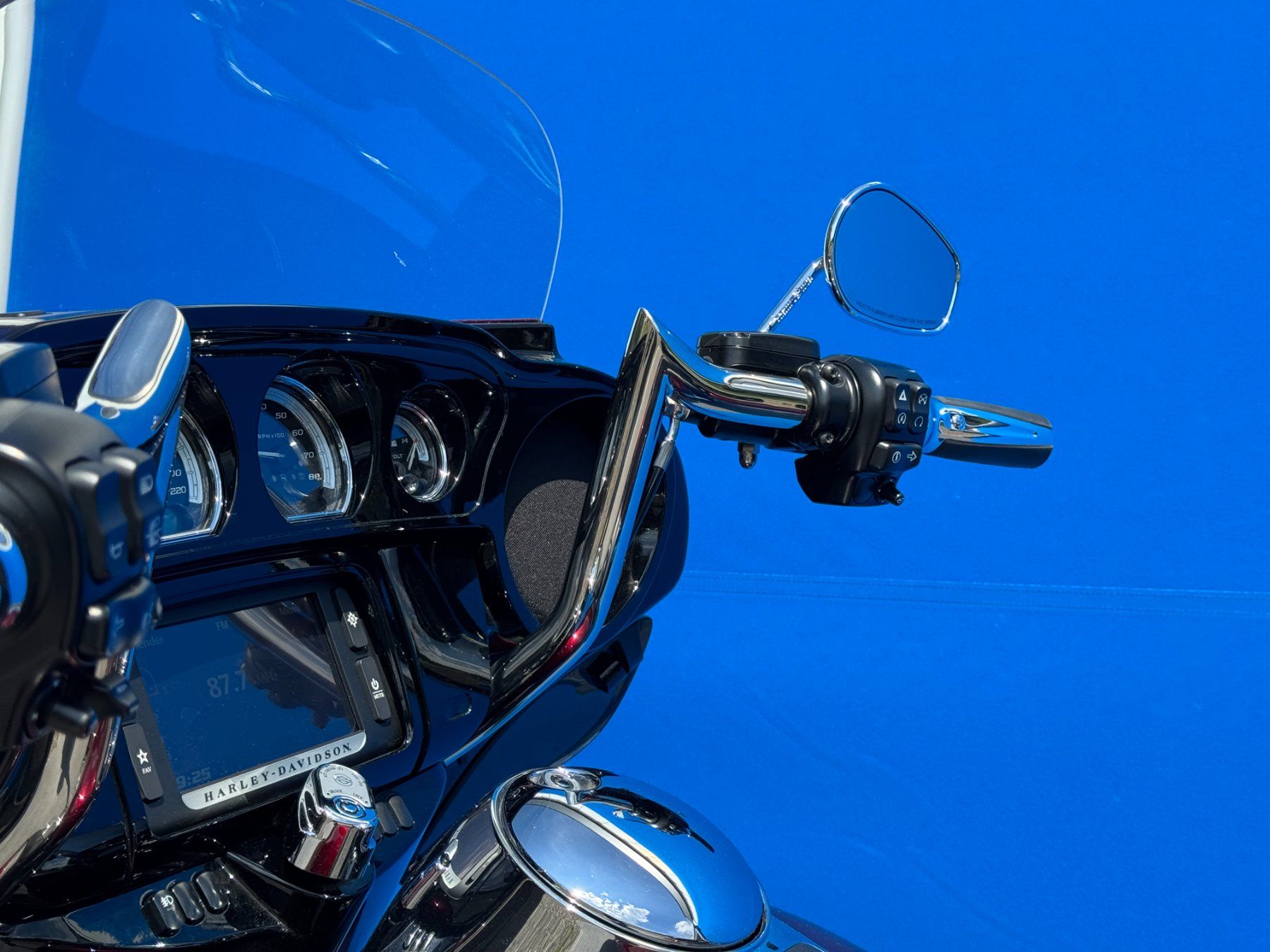 Harley-Davidson Touring: HARLEY-DAVIDSON FLHTK Electra Glide Ultra Limited Low 107 – Gebraucht aus Escholzmatt von Wikinger11 5