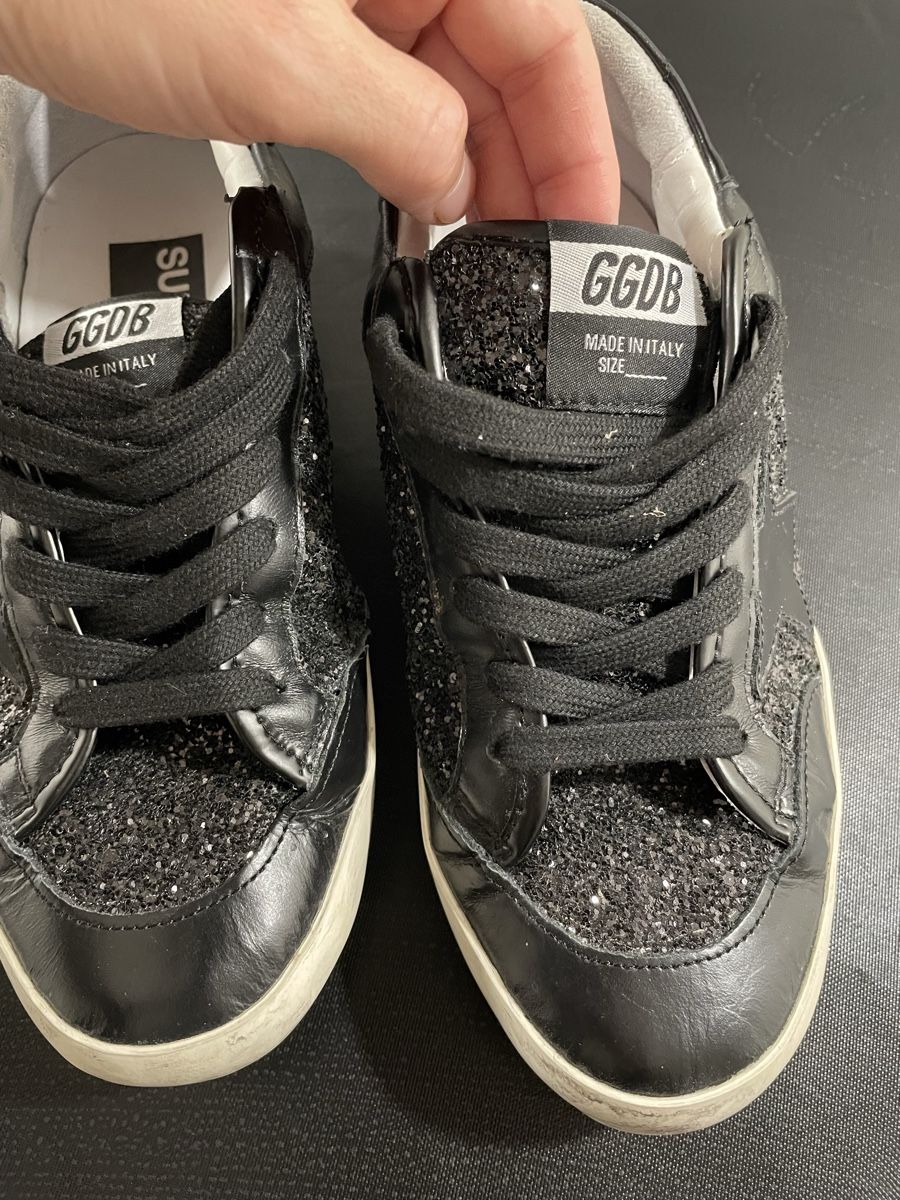 Chaussures femmes: Sneakers, schwarz mit Glitter – D'occasion à Rothrist par ilodj 1