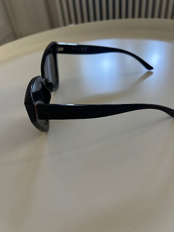 Brillen & Gläser: Sonnenbrille – Gebraucht aus Bern von michellemias 3