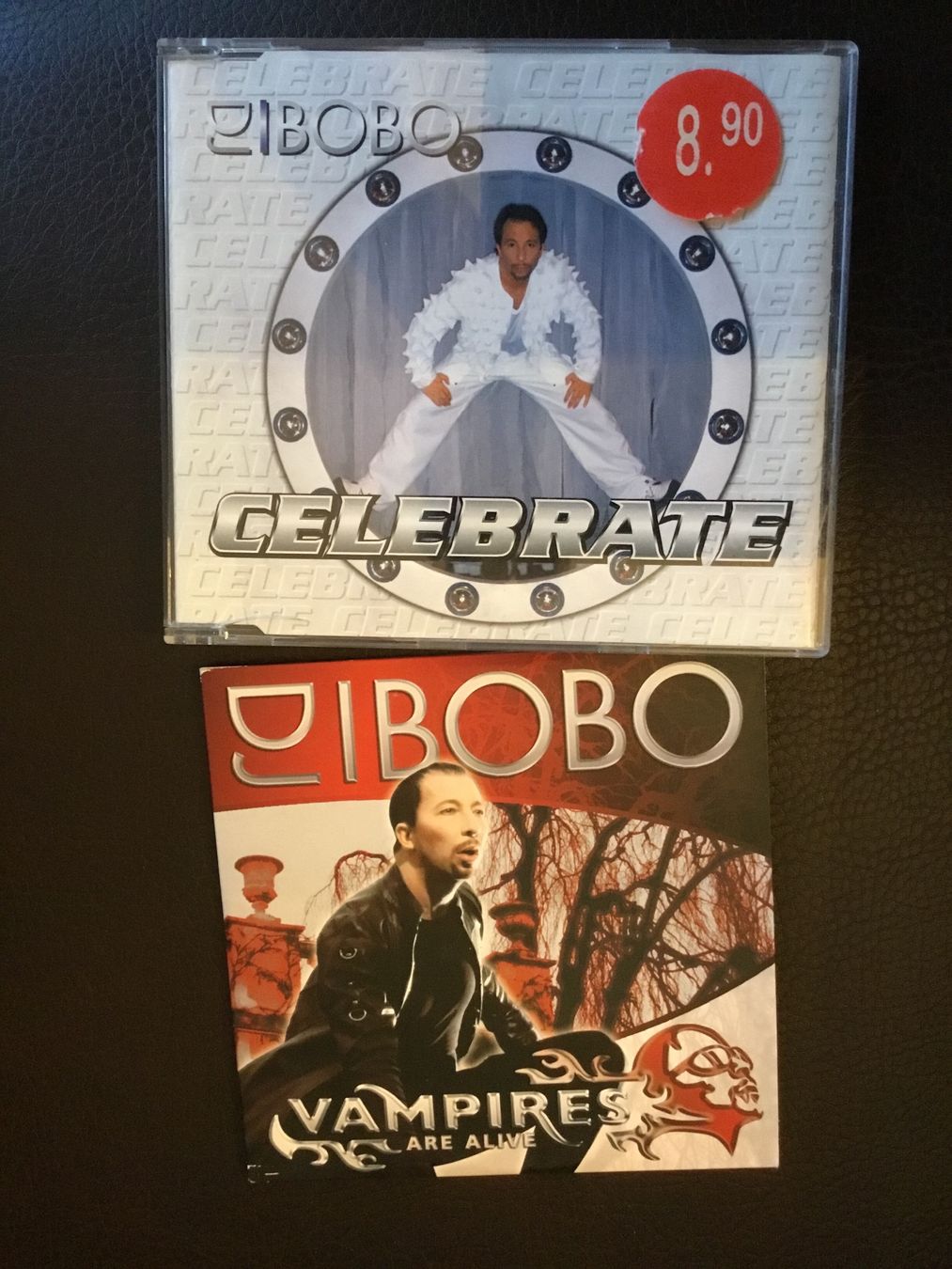 CD: DJ BoBo Celebrate & Vampires are Alive, 2er Set, – Usato da Thierachern venduto da sweden08