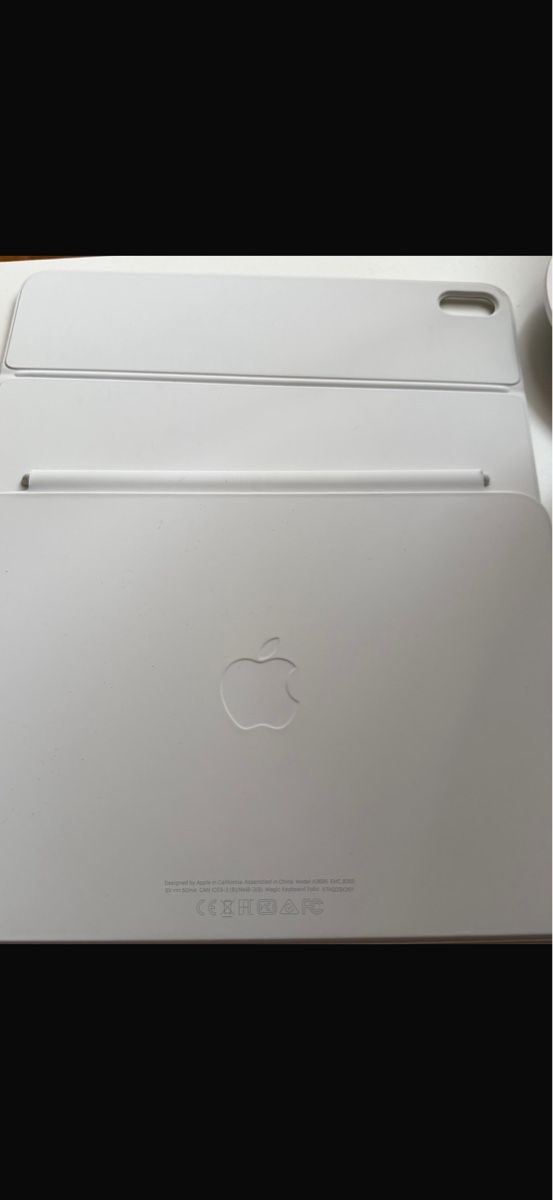 Apple Tastiere: Apple Original Magic Keyboard Folio & Apple Magic Mouse 2024 – Nuovo (secondo la descrizione) da Effretikon venduto da i0wnex_99 1