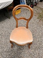 Antiker Stuhl (56)