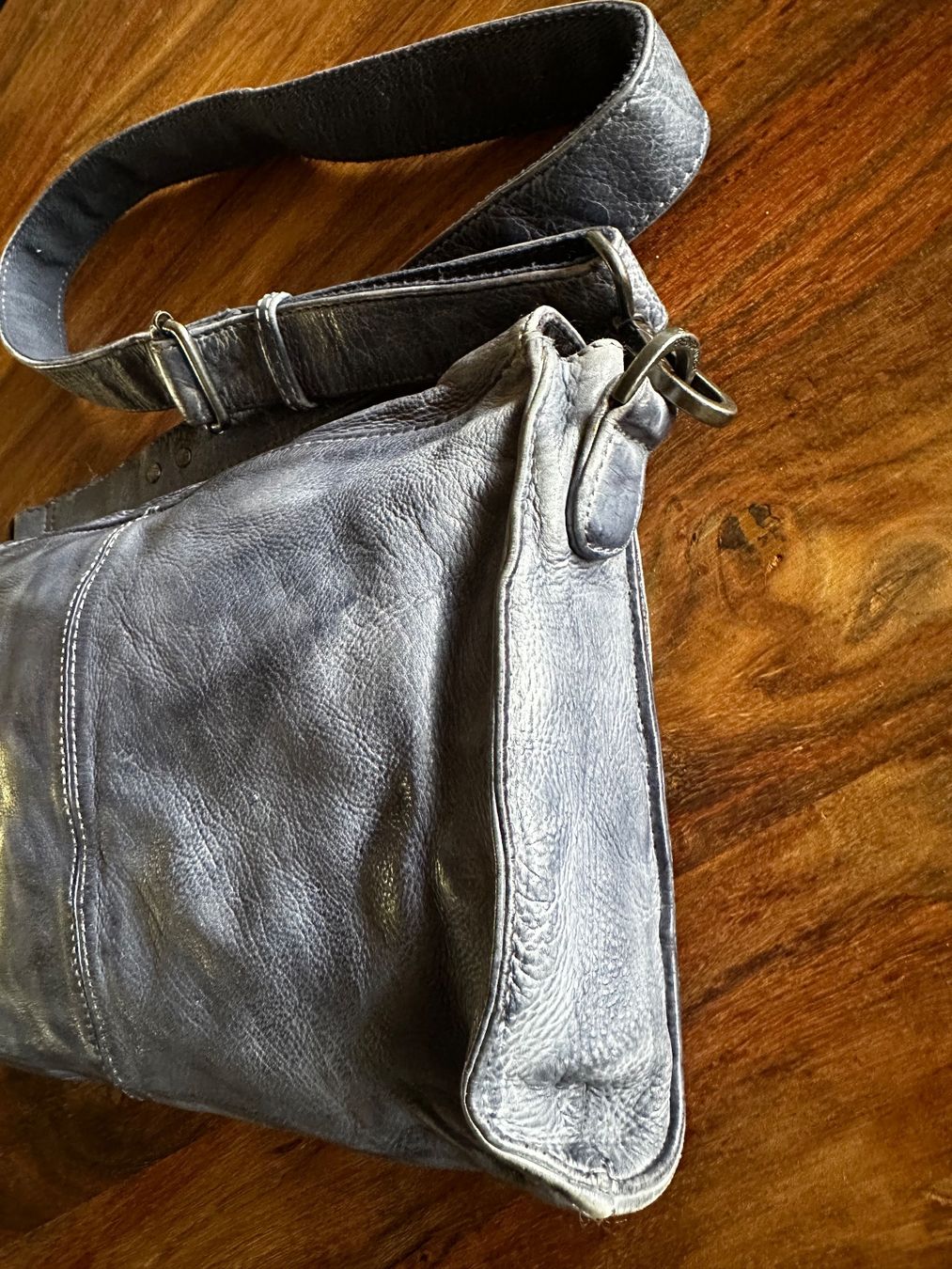 FredsBruder Borse da donna: FredsBruder, blaue Handtasche – Usato da Au ZH venduto da fortschreiter 7