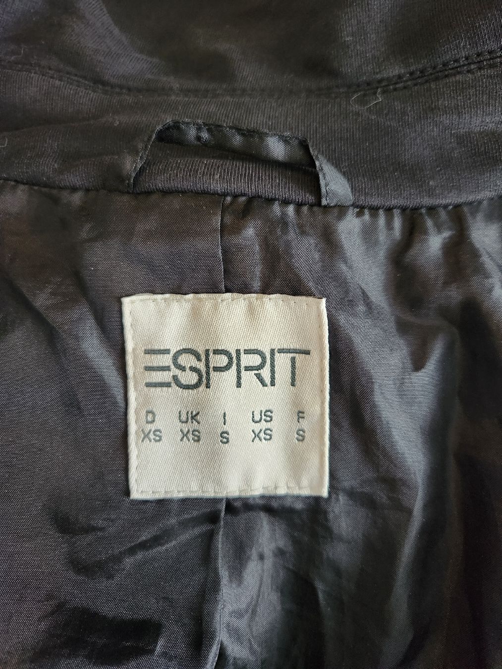 Esprit Giacche: Blazer Esprit – Usato da Fribourg venduto da voidness 4