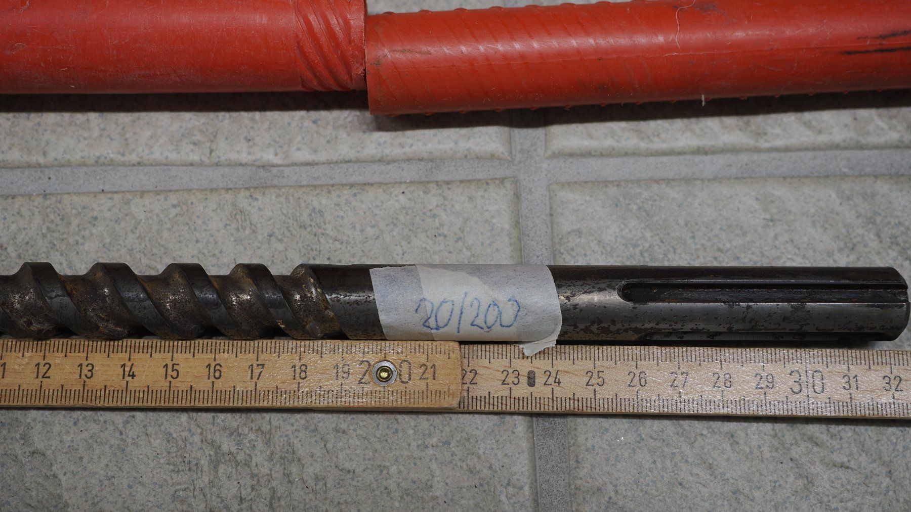 Hilti Alle Werkzeuge: Hilti Bohrer 20/200 SDS – Gebraucht aus Boswil von LuSB_56 1