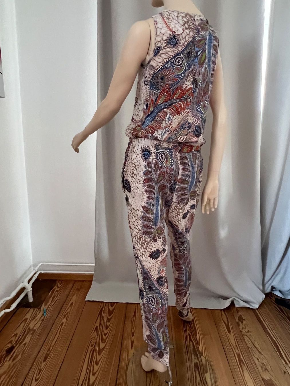 Only Tute: ONLY Overalls GR.34 – Usato da Zürich venduto da ost_5sdl 3