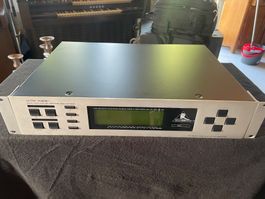 Behringer Ultra-Curve DSP Equalizer