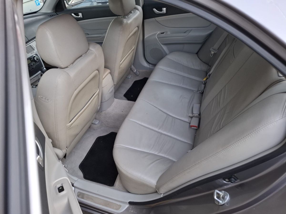 Hyundai Automobili: Hyundai Sonata 2.0 CRDI – Difettoso da Rüti ZH venduto da gla_jx6c 6