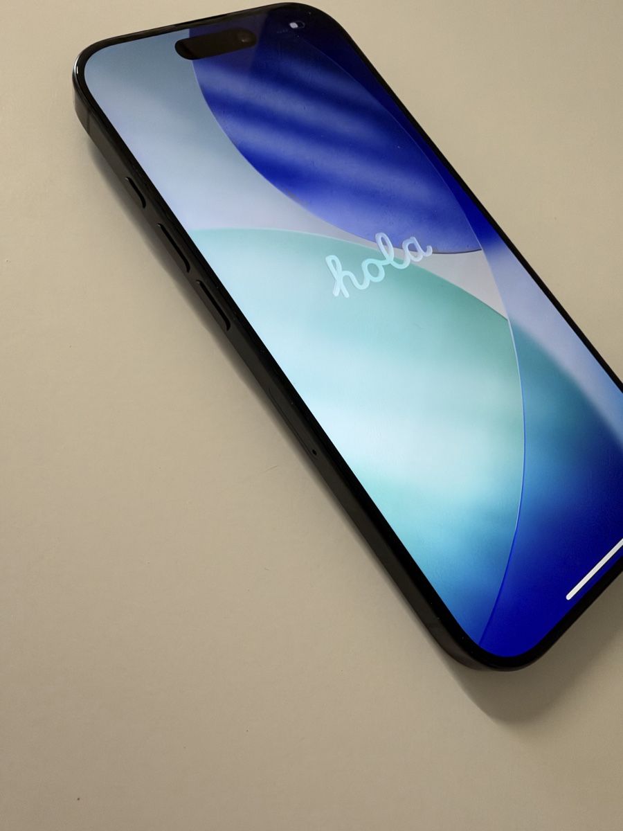Apple Handys / Smartphones: iPhone 16 Pro 256 GB – Gebraucht aus St.Gallen von PiGi05 2