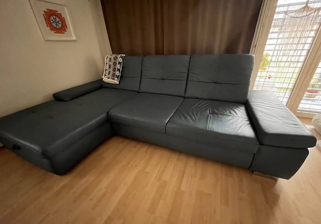 Sofas: Elegantes Ecksofa aus echtem Leder  mit Schlaffunktion – Gebraucht aus Luzern von hoh_z2mf