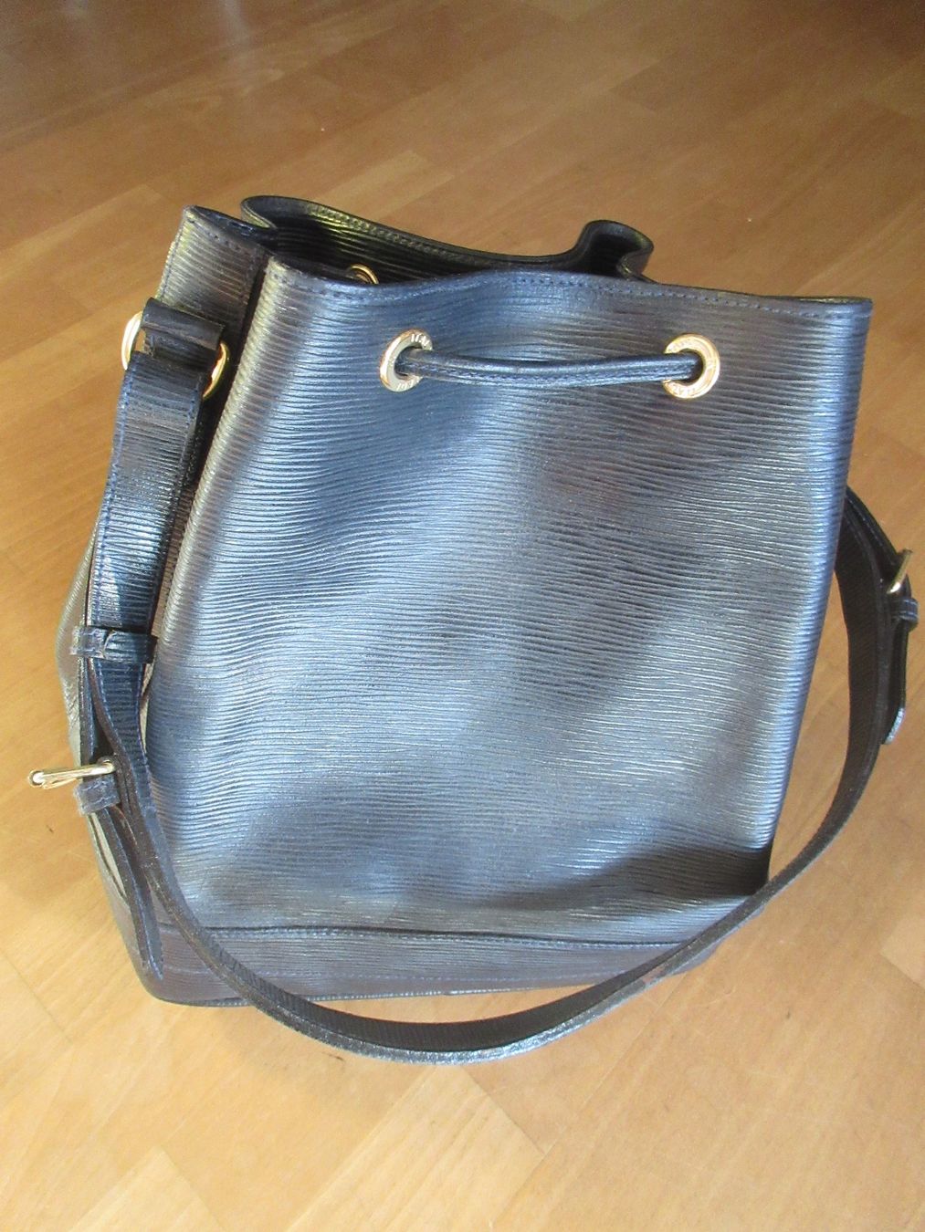 Borse da donna: Handtasche – Usato da Winterthur venduto da Wottersomi 2