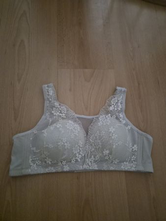 Büstenhalter Spitze creme Grösse XL neuwertig