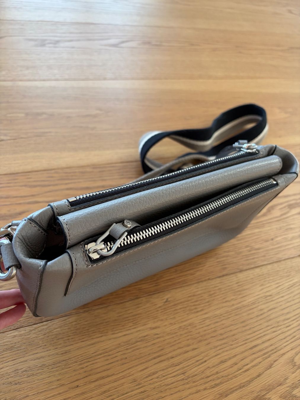 Gianni Chiarini Borse da donna: Gianni Chiarini Umhängetasche – Usato da Stäfa venduto da Elkouby 2
