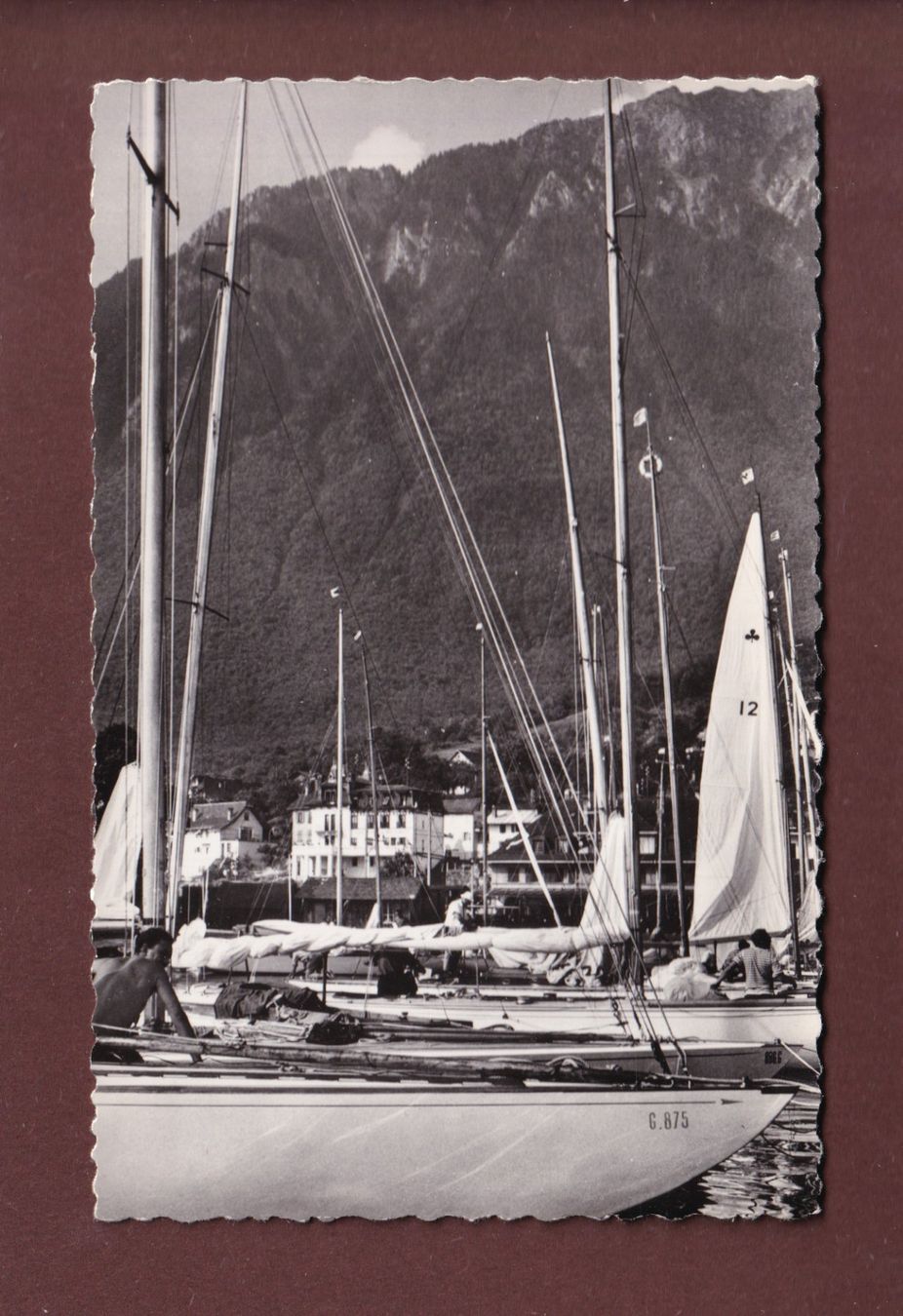 Cartoline postali: LE BOUVERET - Hôtel Terminus – Usato da Pully venduto da nicecards