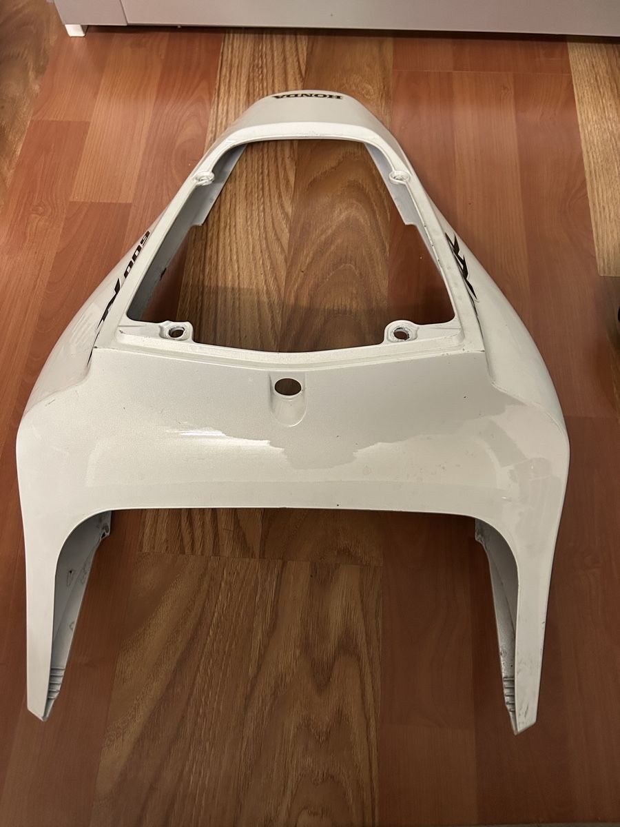 Honda Strada: Carénages pour Honda cbr600 – Difettoso da Ecublens VD venduto da RodrigoFortunato249 1