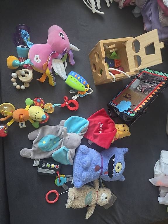 Jouets: Spielsachen baby – D'occasion à Muhen par jasmiin91 3