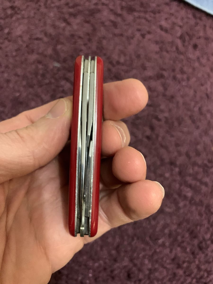 Victorinox Taschenmesser: Victorinox Offiziersmesser Rot – Gebraucht aus Lyss von nekoreh 8