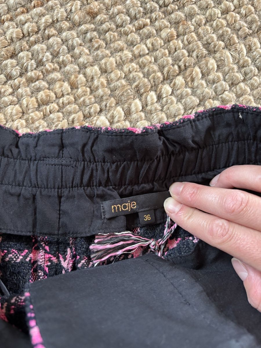 Maje Pantalons: Short Maje – D'occasion à Neuchâtel par cam_lf7y 2