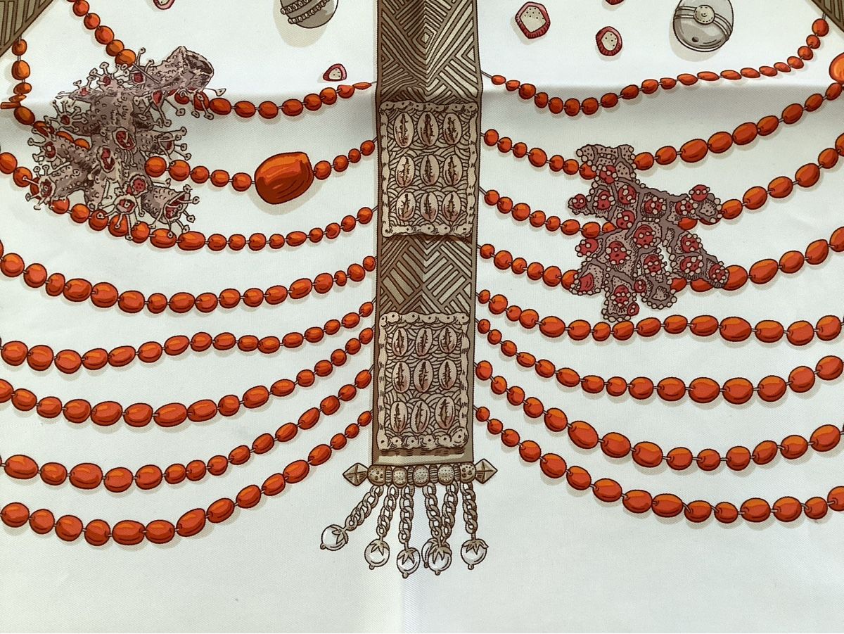 Hermès Foulards, Tücher & Schals: Hermés Paris, Seidenfoulard – Gebraucht aus Salenstein von Esprit57 5