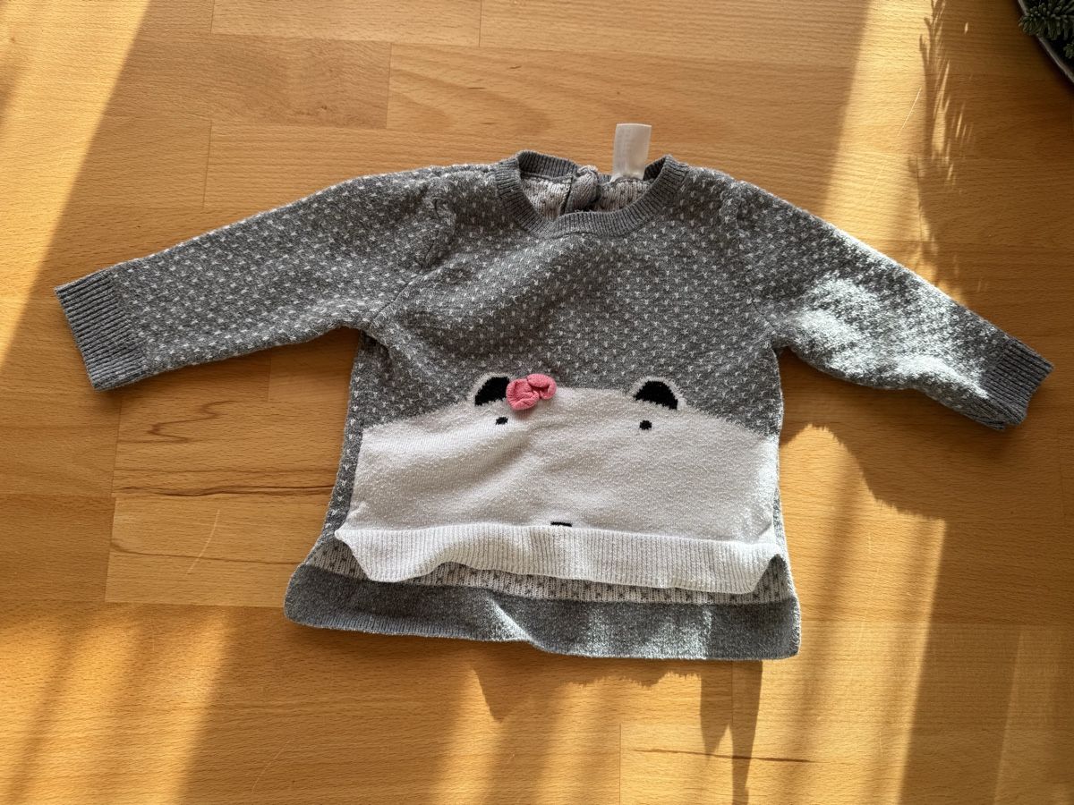 H&M Maglioni & Felpe: Herziger Strickpullover Grösse 68 – Usato da Pragg-Jenaz venduto da gobrist