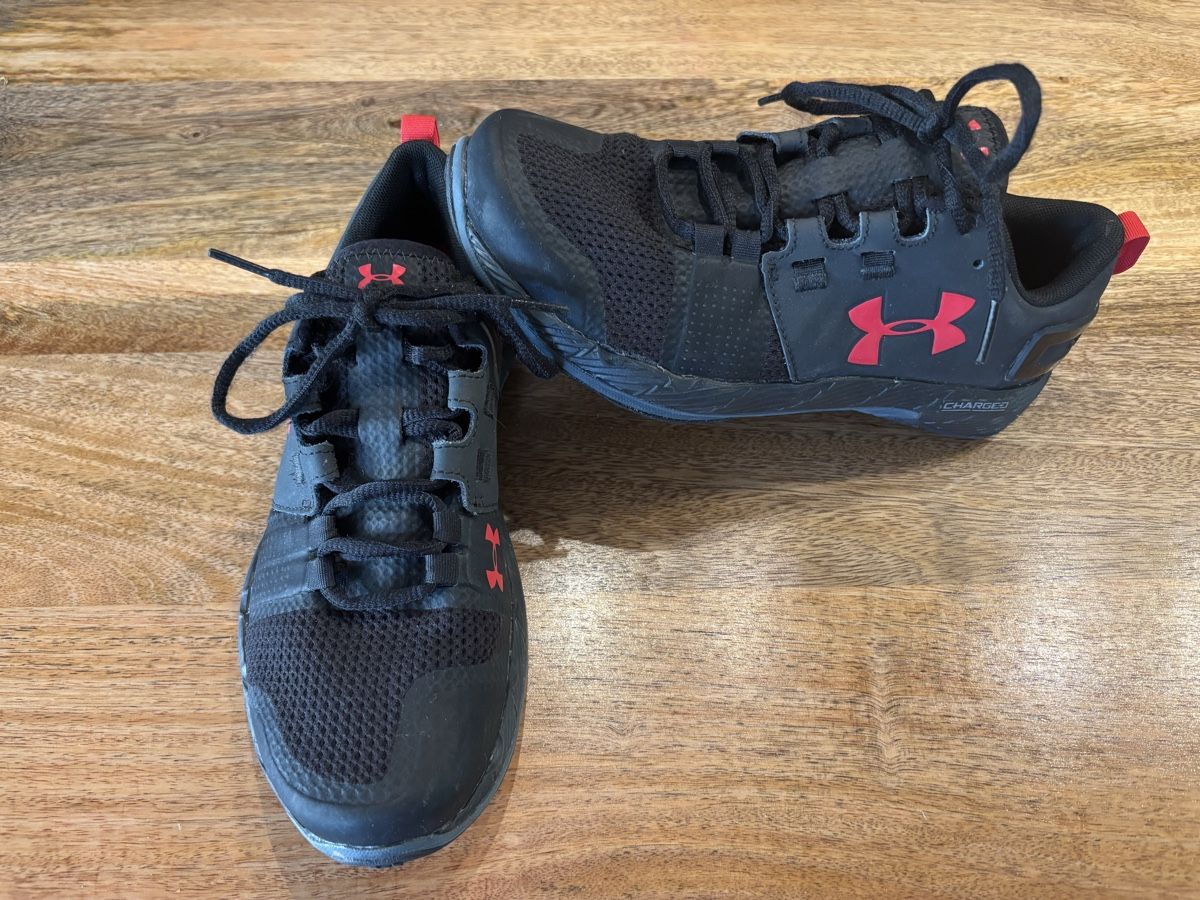 Under Armour Chaussures hommes: Under Armour Commit Schuhe Gr.40.5 – D'occasion à Oberdorf SO par sa-na