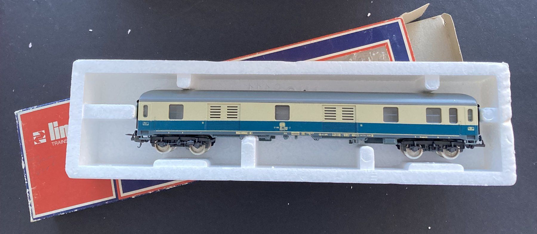Lima Modellini di ferrovie: Lima Fourgon DB avec BO – Usato da SION venduto da Patrick1950