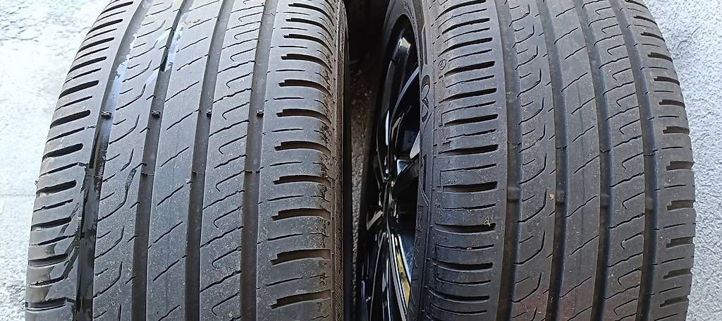 Volkswagen Pneumatici & Ruote complete: 4 Kompletträder VW Passat B8 – Usato da Steffisburg venduto da Roby70 2
