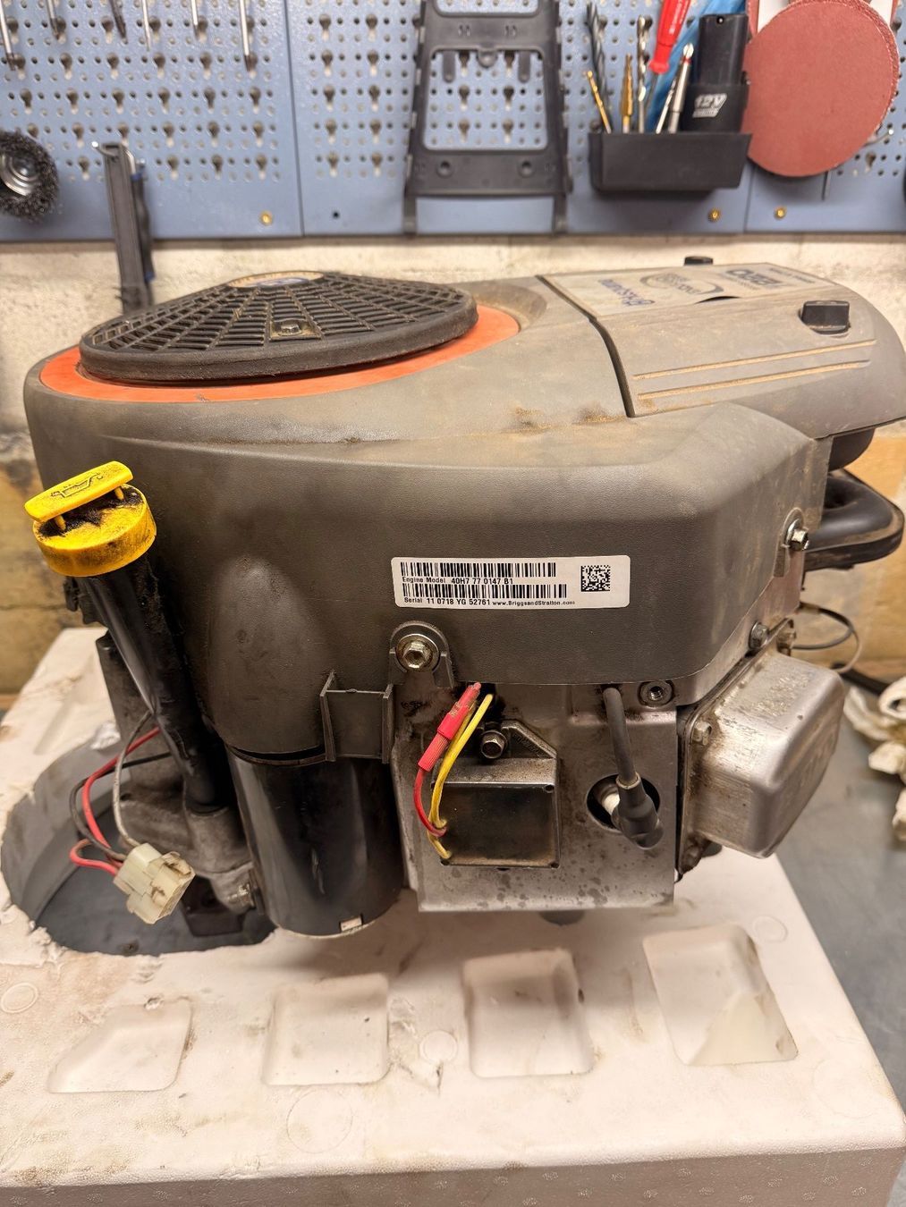 Motori: Briggs & Stratton 7220 V-Twin Motor – Usato da Olten venduto da yan_5zy2 2