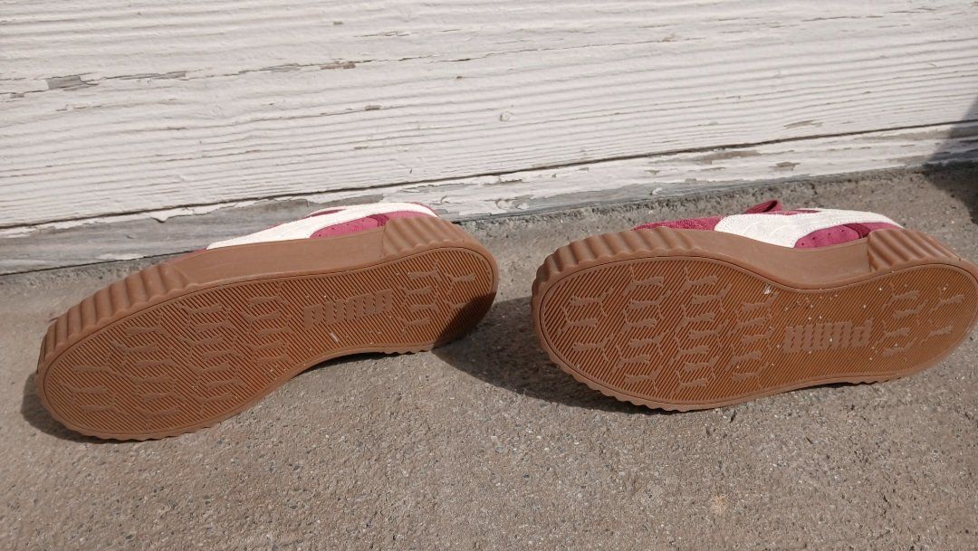Puma Scarpe da donna: Puma Carina bordeaux Grösse 39 – Usato da Frutigen venduto da Naomiba 3