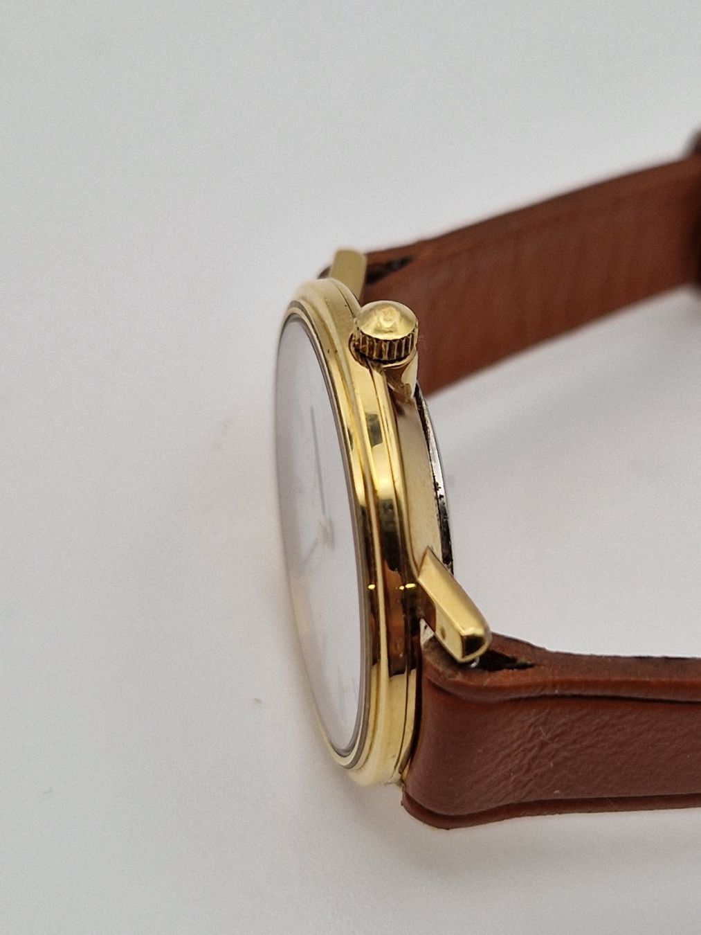 Eterna Montres: Eterna - quartz - 25mm – D'occasion à Sembrancher par nat_k8yk 2