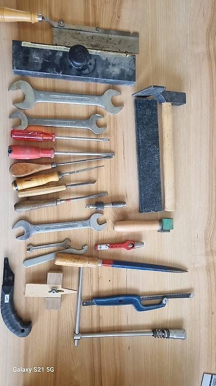 Tous les outils: Diverse Werkzeuge – D'occasion à Lützelflüh-Goldb par Simon.Schenk2