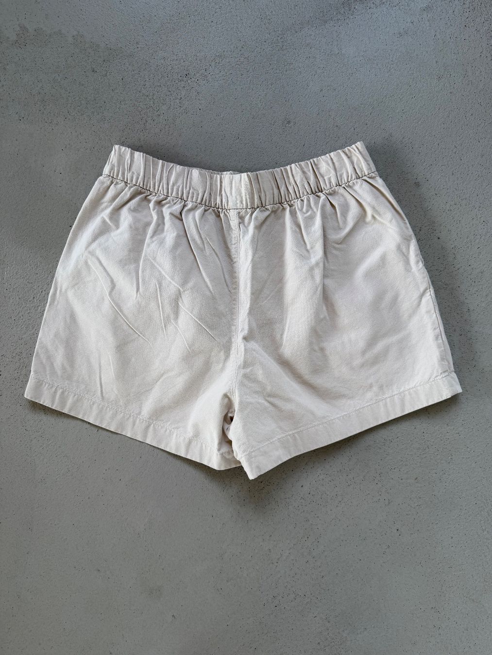 Uniqlo Hosen: Uniqlo Shorts – Gebraucht aus St-George von alaixee 1