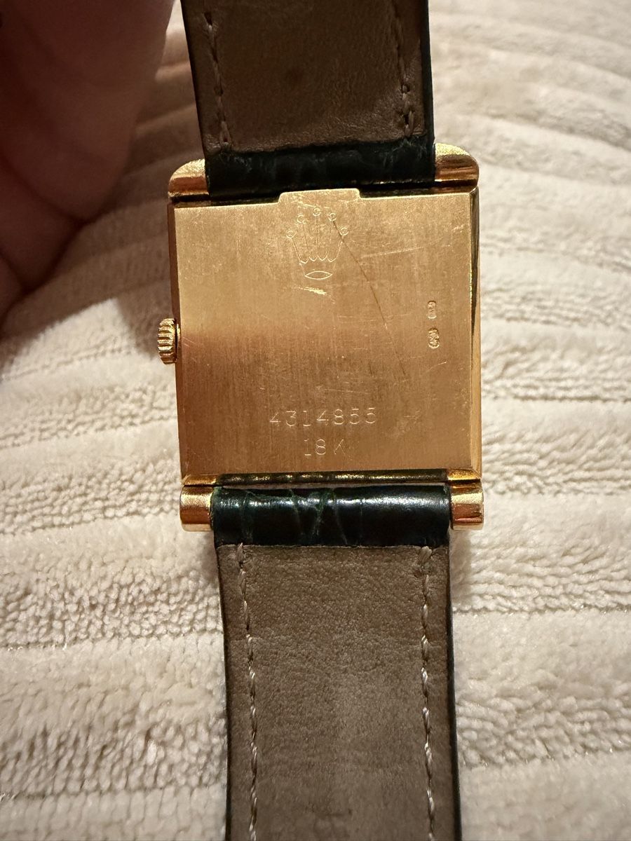 Rolex Montres: Rolex Gold  – D'occasion à Fully par Melvin5 3