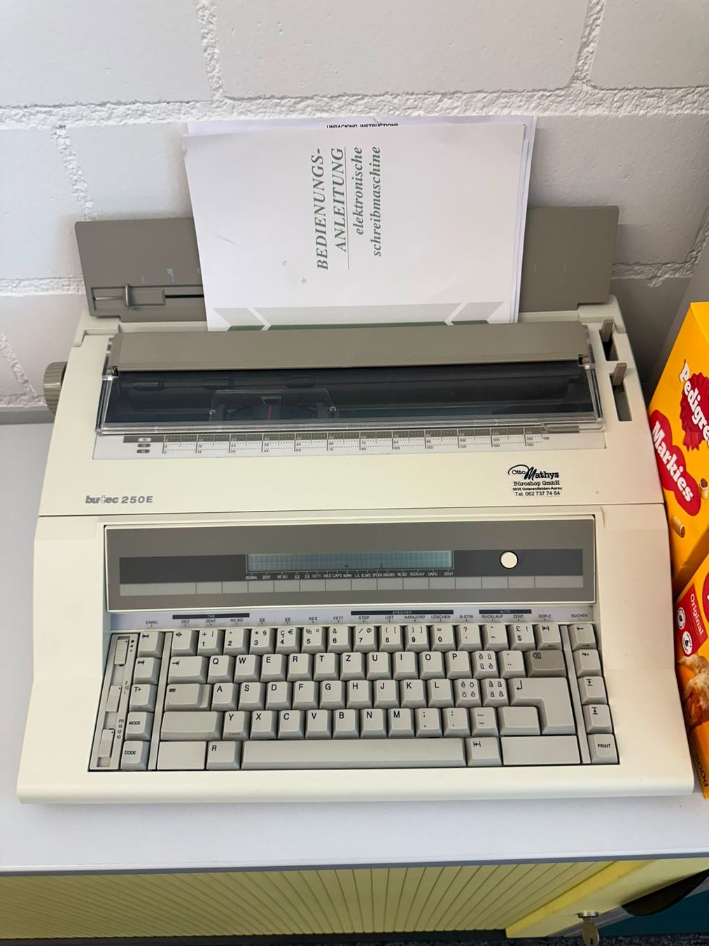Macchine da scrivere: Schreibmaschine Butec Modell 250-E – Usato da Unterentfelden venduto da main5035