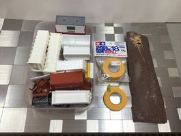 MODELLBAU-CONTAINERN H0  BASTELZUBEHÖR SCHLEIFPAPIER